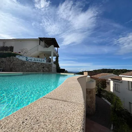 Casa Stella Ea Bianca * Baja Sardinia